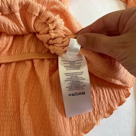 Urban Outfitters Coral Lucielle Ruffle Tie Front Flared Sleeves Size Small New - Picture 5 of 6